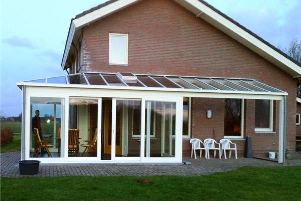 Alu serre met aanpalende terrasoverkapping